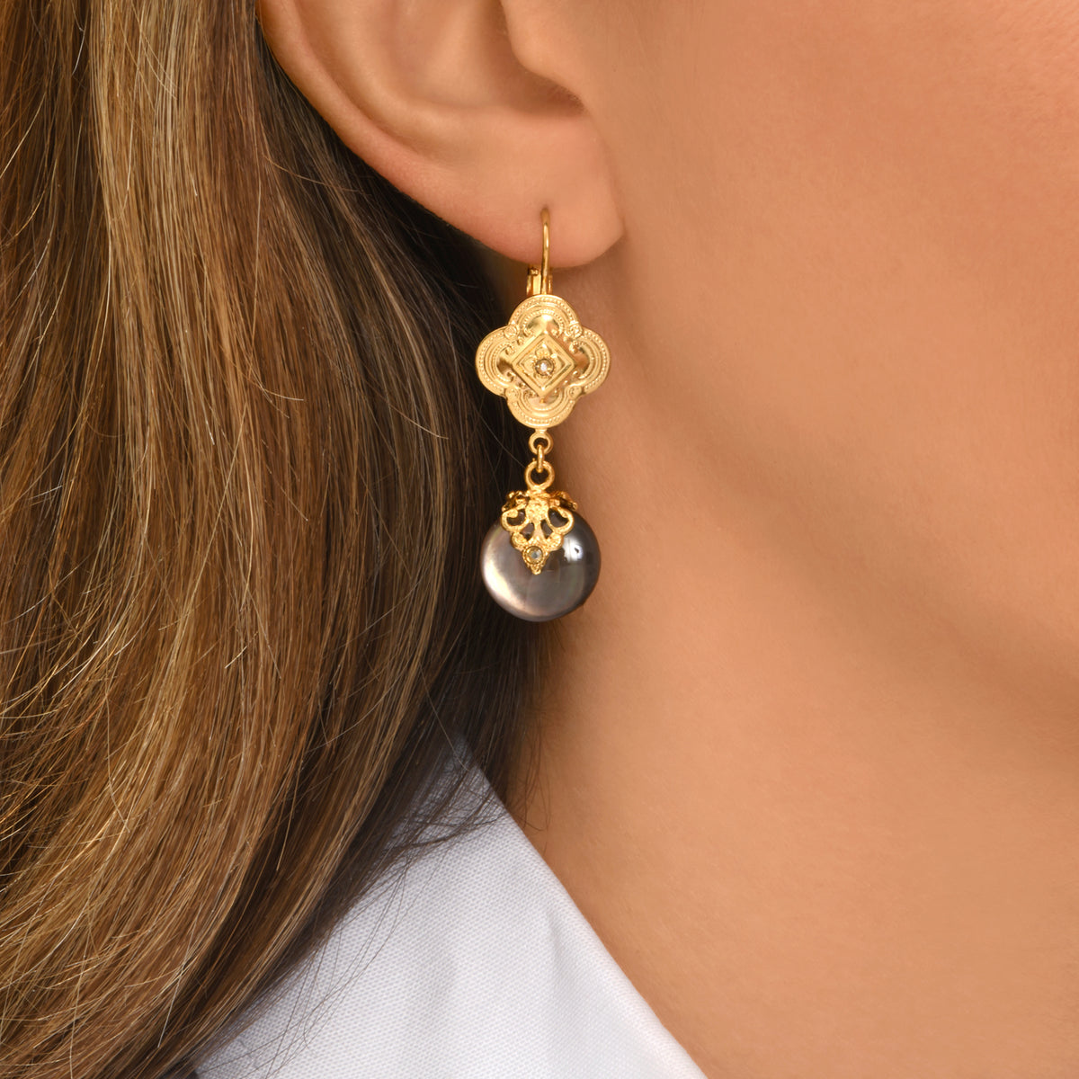 Positano Tinted Mother-of-pearl & Crystal pierced Earrings in Grey