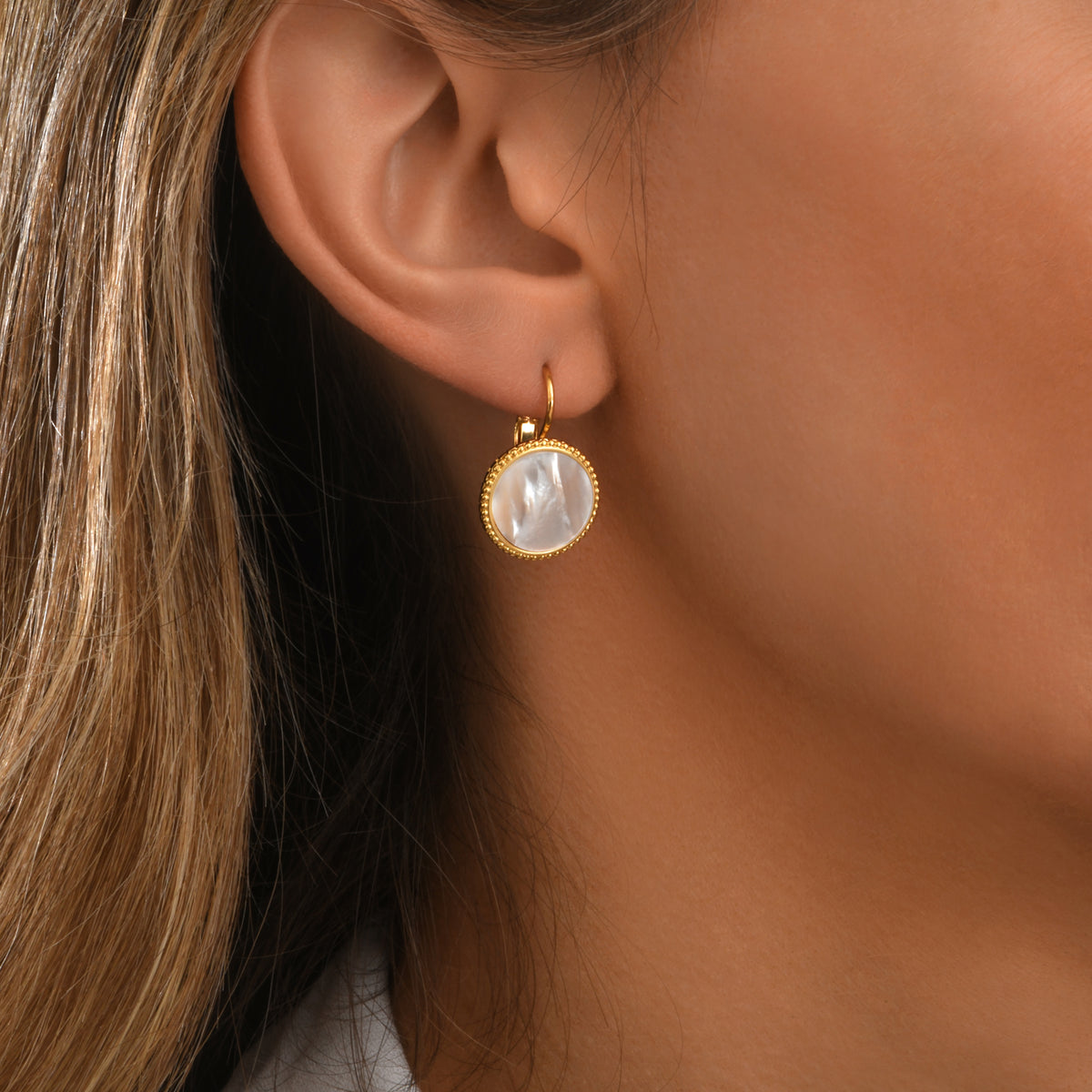 Ashanti Round Sleeper Earrings In Mother-Of-Pearl – White