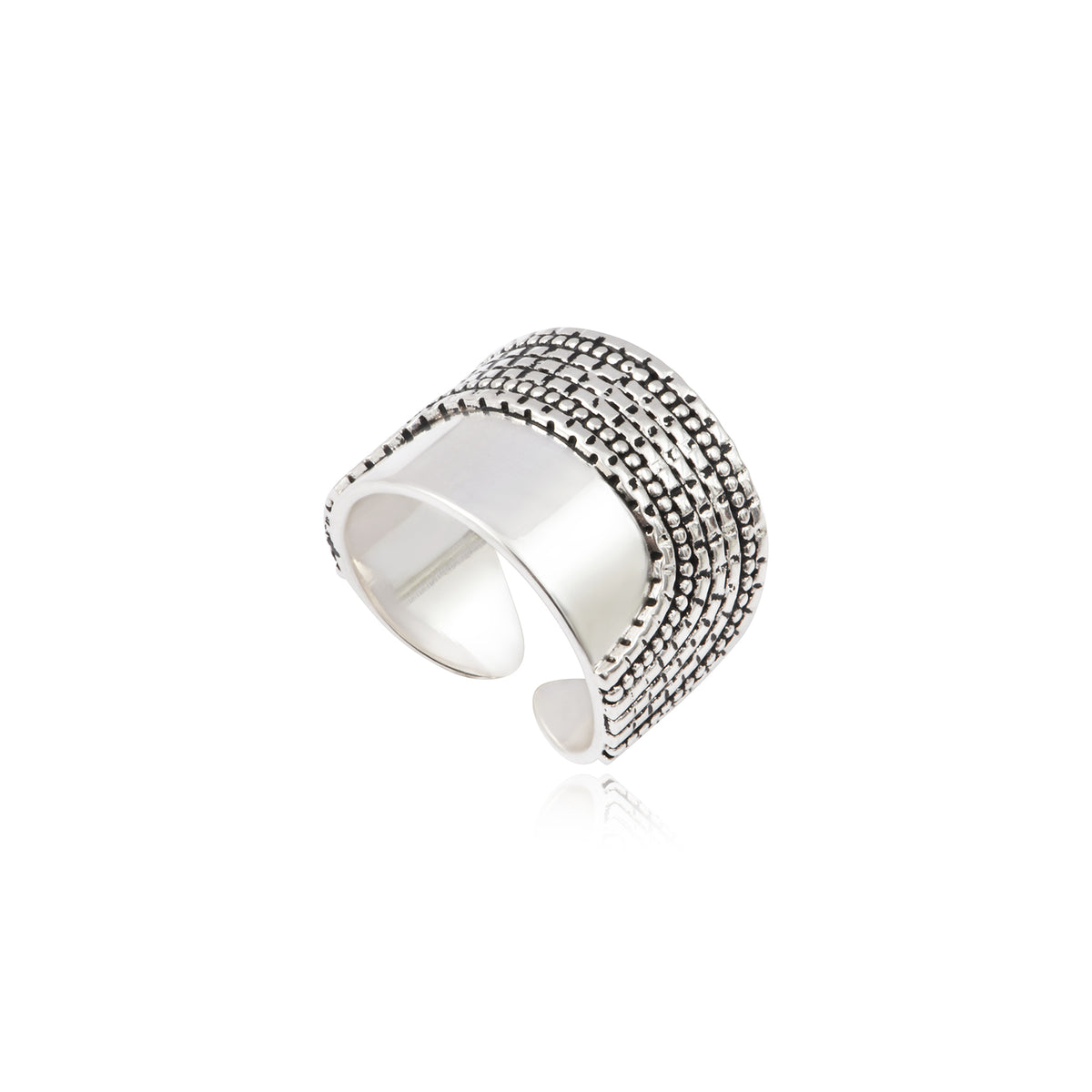 Ashanti Wide Adjustable Ring In Metal – Silver – Size M