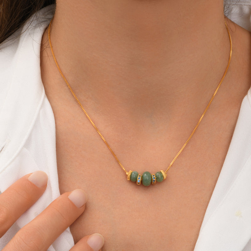 Avola Pendant Necklace in Blue