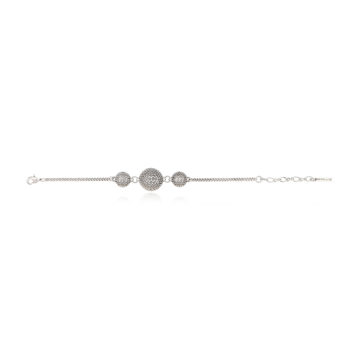 Betty Adjustable Bracelet with Silver-Plated Chiseled Metal in Silver