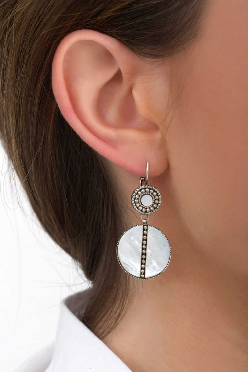 Hawaii Poetic Mother-Of-Pearl And Metal Sleeper Earrings in White