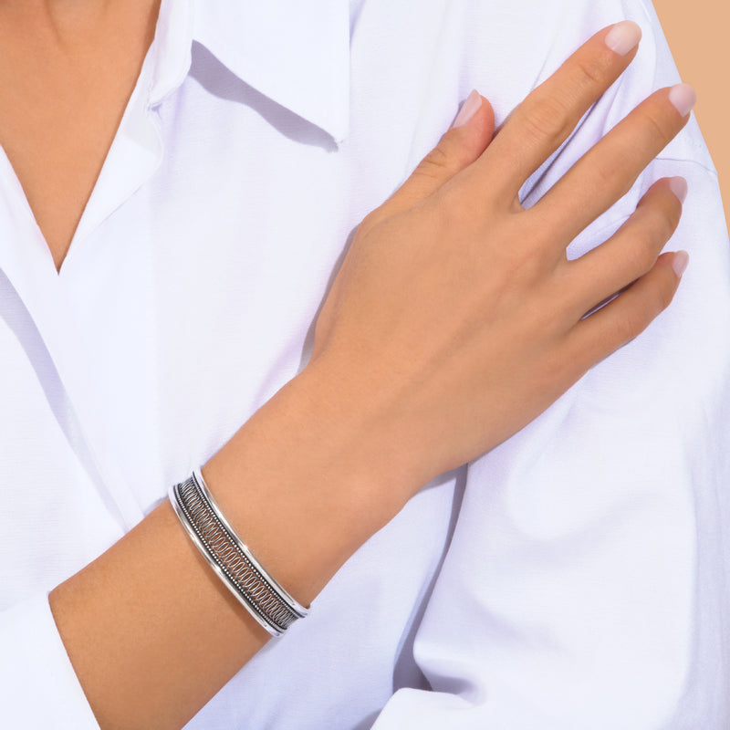 Noor Precious Fine Adjustable Bangle Bracelet in Silver