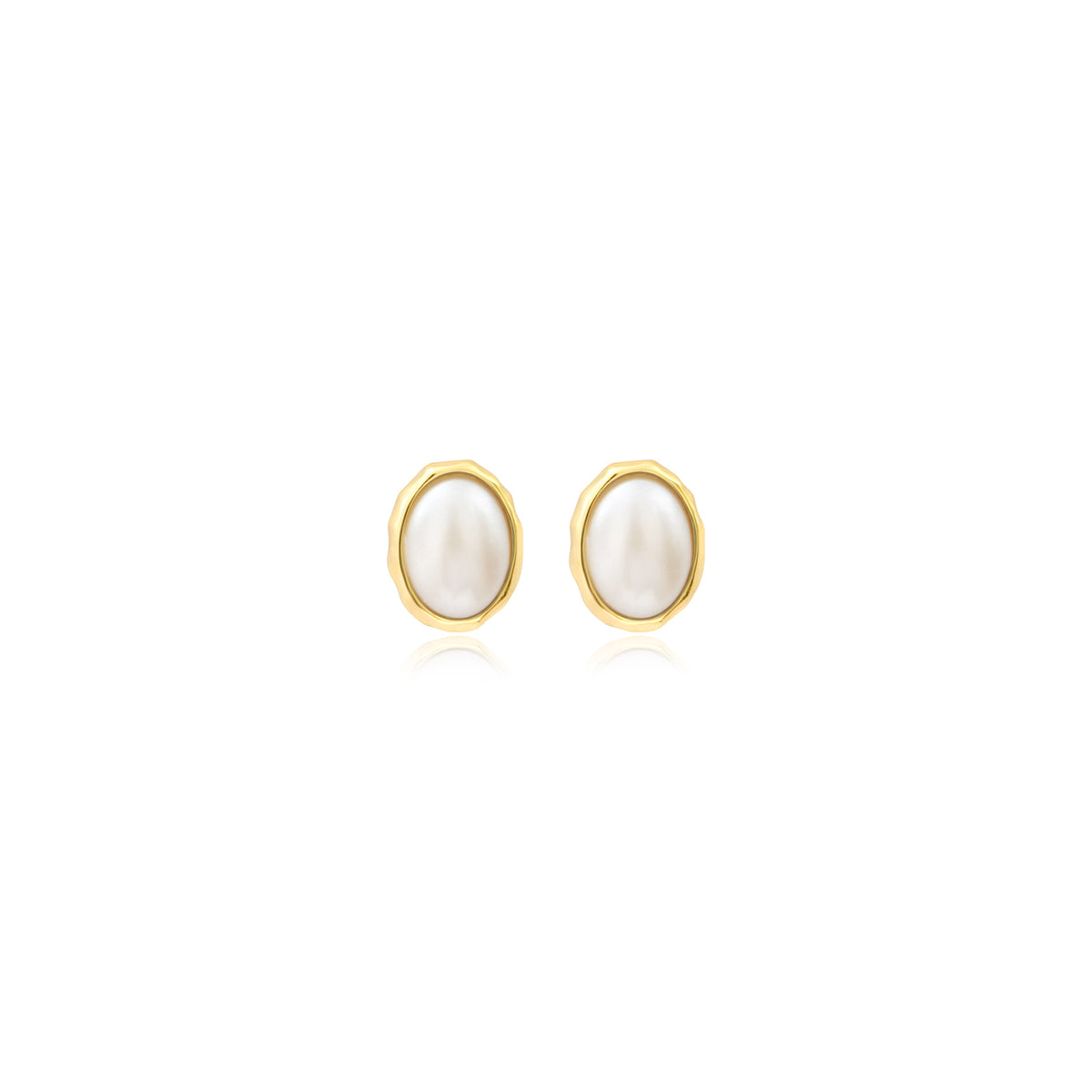 Océane Stud Earrings In Gold-Tone Metal With Oval Mother-Of-Pearl – White