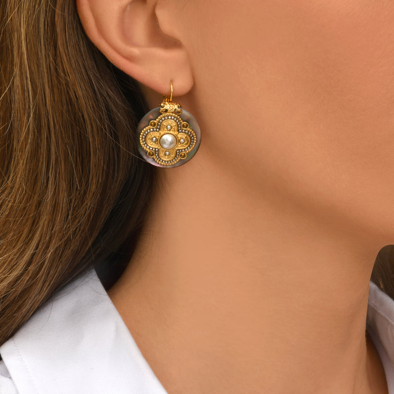 Positano Mother-of-pearl Cabochon pierced Earrings in Grey