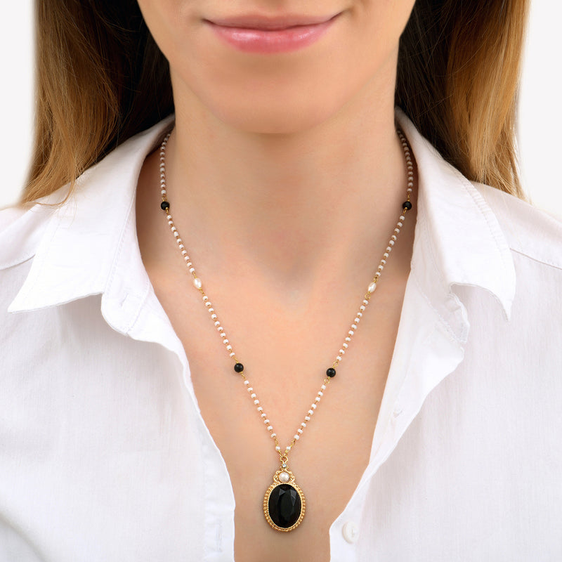 Ultima Romantic Freshwater Pearl & Onyx Chain Pendant Necklace in Black